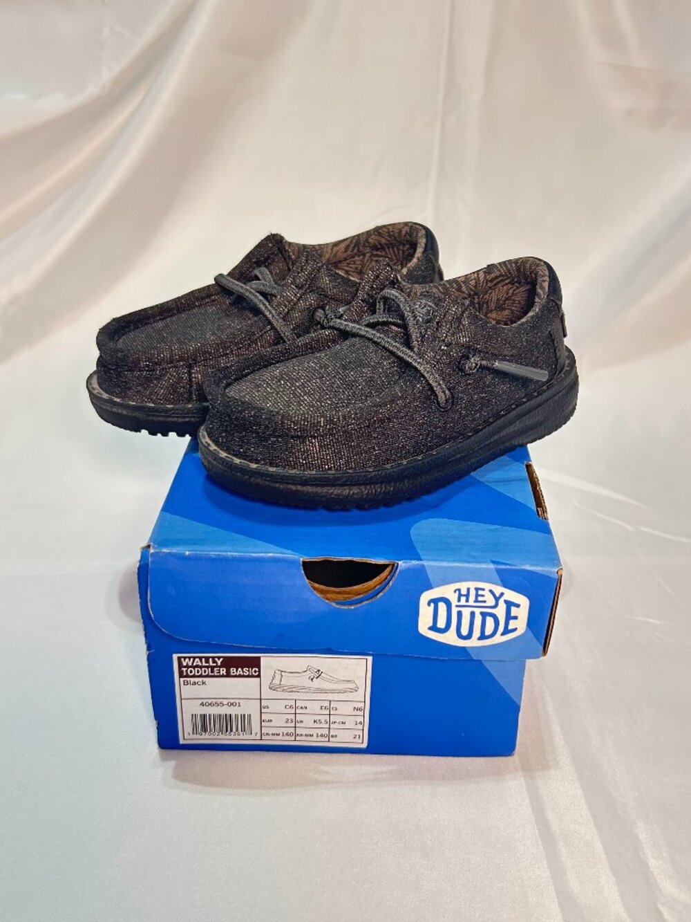 Hey Dude Wally Toddler Basic Black Canvas Shoes NWOT C6 w/ Box